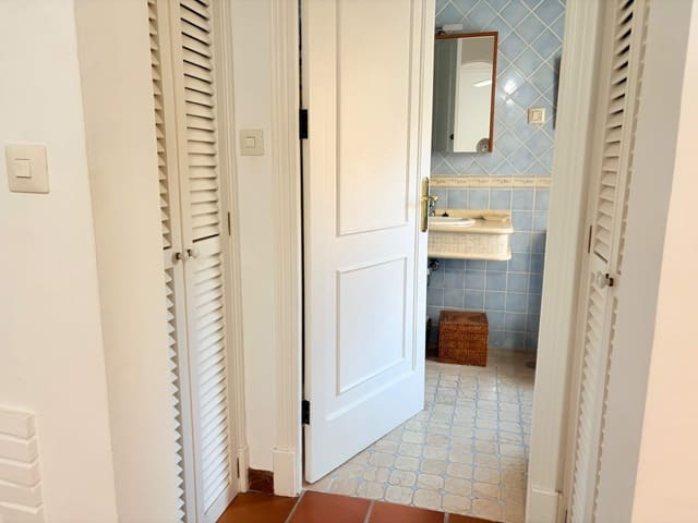 4 camera da letto Appartamento in vendita in La Línea de la Concepción - 390.000 € (Rif: 9679886)