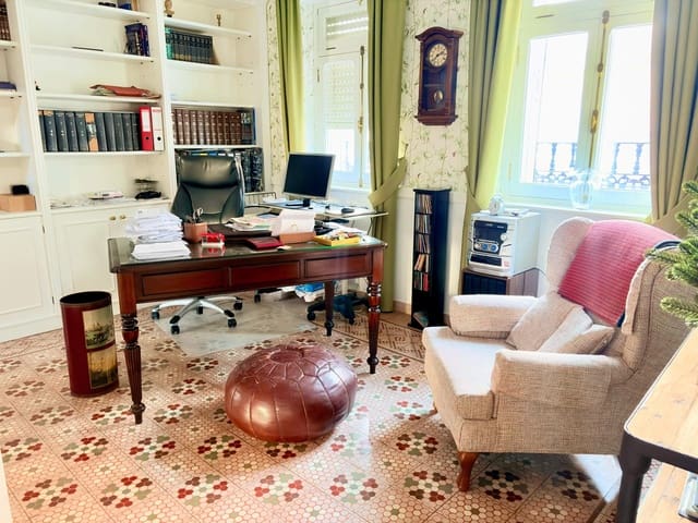 4 camera da letto Appartamento in vendita in La Línea de la Concepción - 390.000 € (Rif: 9679886)