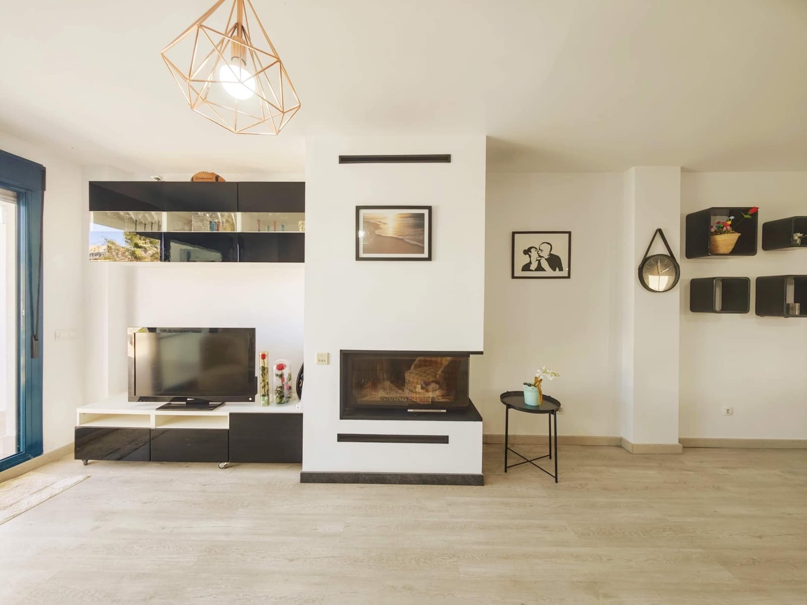 3 slaapkamer Appartement te koop in La Linea de la Concepcion met zwembad garage - € 390.000 (Ref: 9682502)