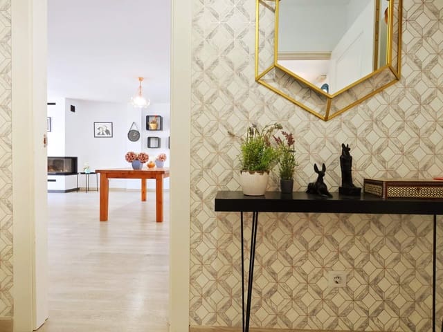 3 slaapkamer Appartement te koop in La Alcaidesa met zwembad garage - € 390.000 (Ref: 9682502)