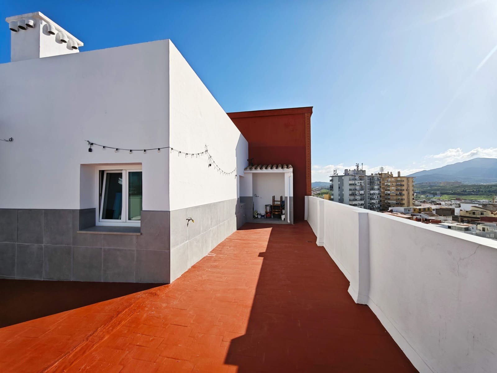 2 Zimmer Penthouse zu verkaufen in Algeciras - 220.000 € (Ref: 9683526)