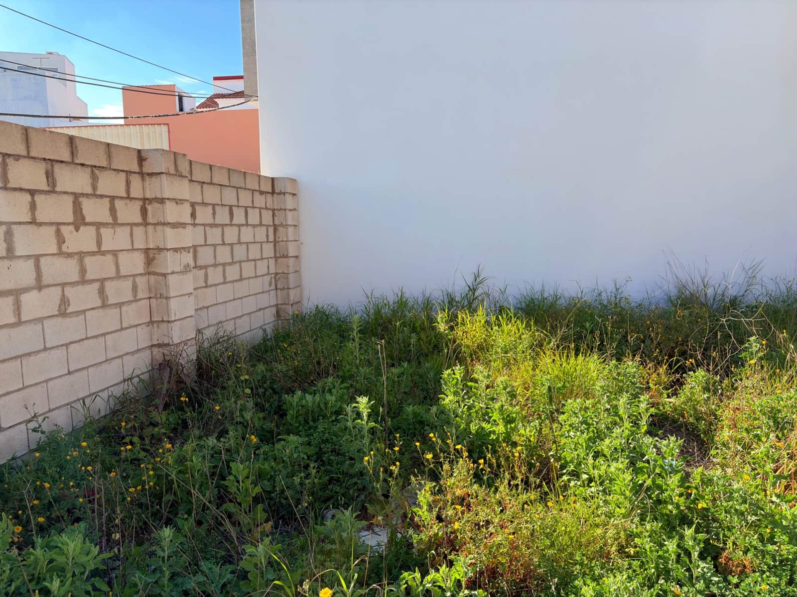 Building Plot for sale in La Linea de la Concepcion - € 150,000 (Ref: 9719994)
