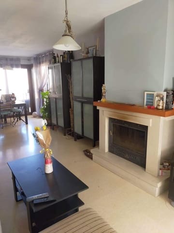 4 bedroom Villa for sale in La Línea de la Concepción with pool garage - € 440,000 (Ref: 9726665)