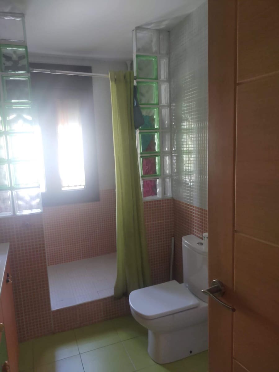 4 bedroom Villa for sale in La Linea de la Concepcion with pool garage - € 440,000 (Ref: 9726665)