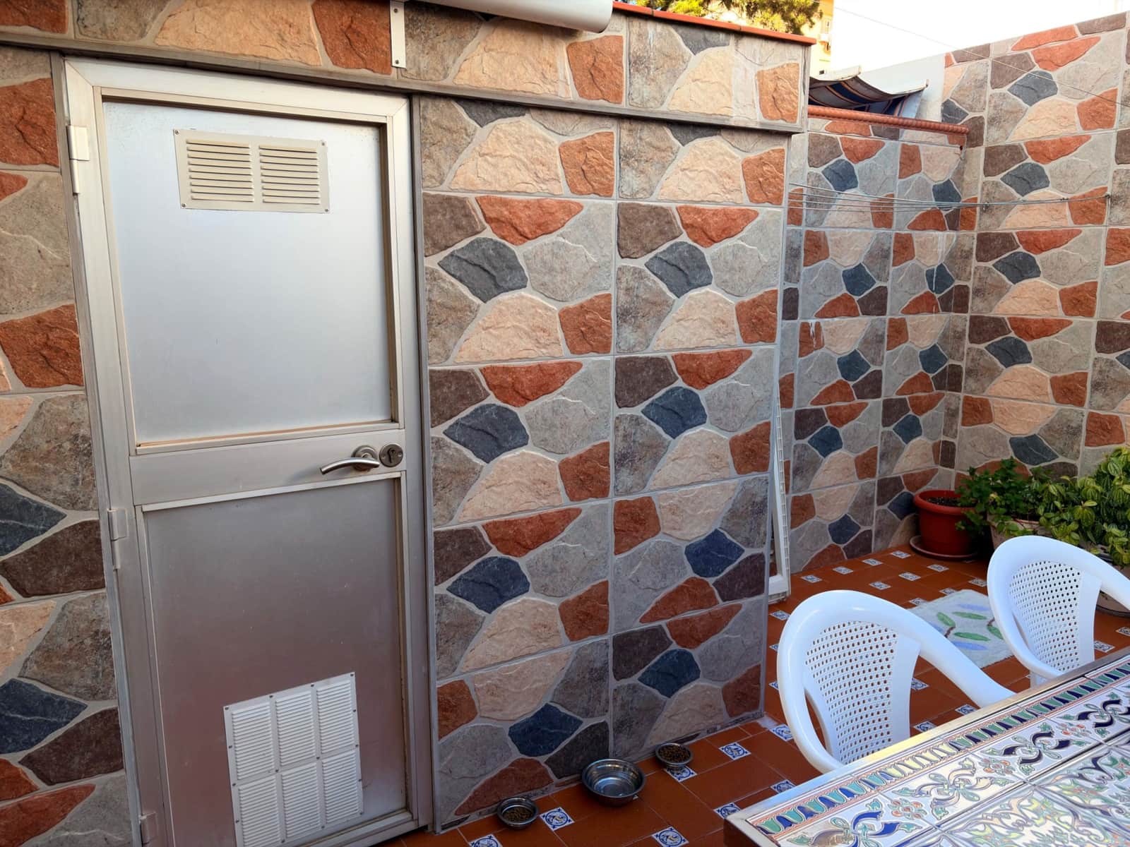 3 bedroom Terraced Villa for sale in La Linea de la Concepcion - € 245,000 (Ref: 9732159)