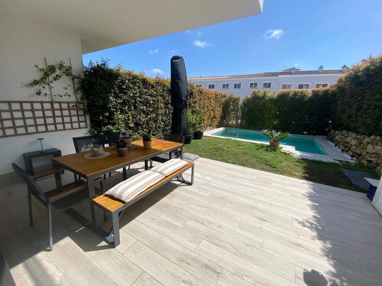 3 bedroom Terraced Villa for sale in San Roque with pool garage - € 735,000 (Ref: 9735612)
