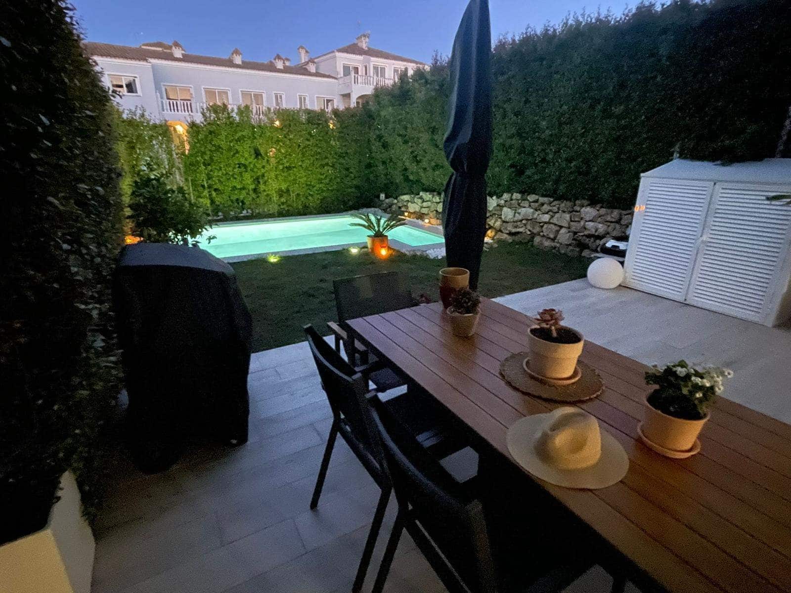3 bedroom Terraced Villa for sale in San Roque with pool garage - € 735,000 (Ref: 9735612)