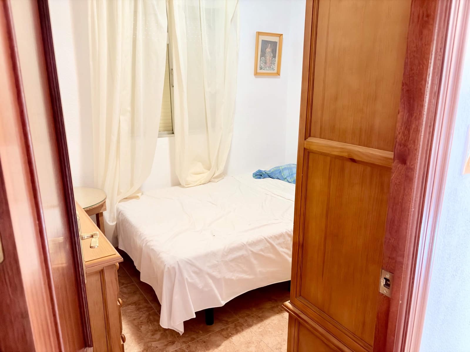 3 bedroom Flat for sale in La Linea de la Concepcion - € 180,000 (Ref: 9738587)