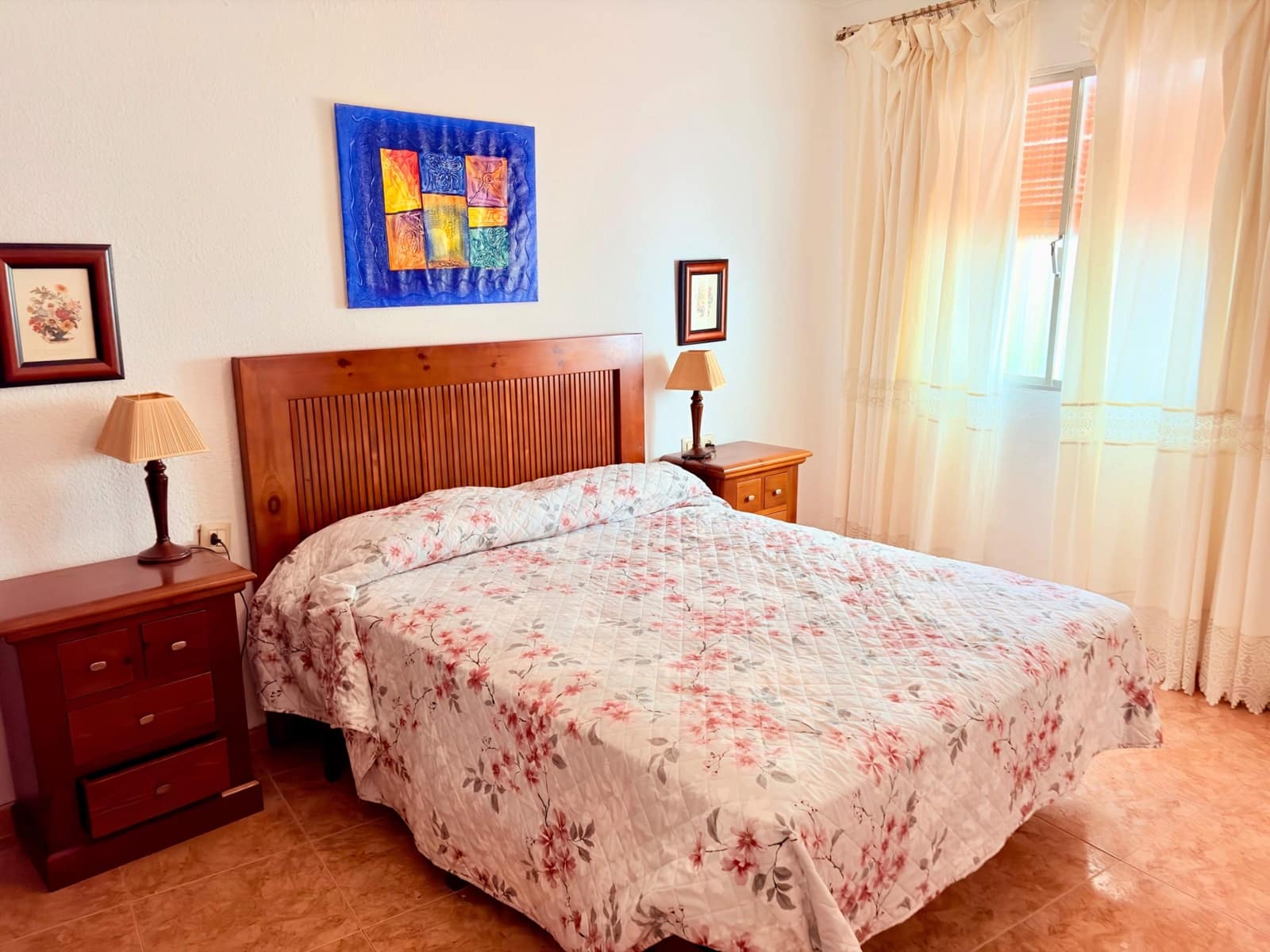 3 bedroom Flat for sale in La Linea de la Concepcion - € 180,000 (Ref: 9738587)