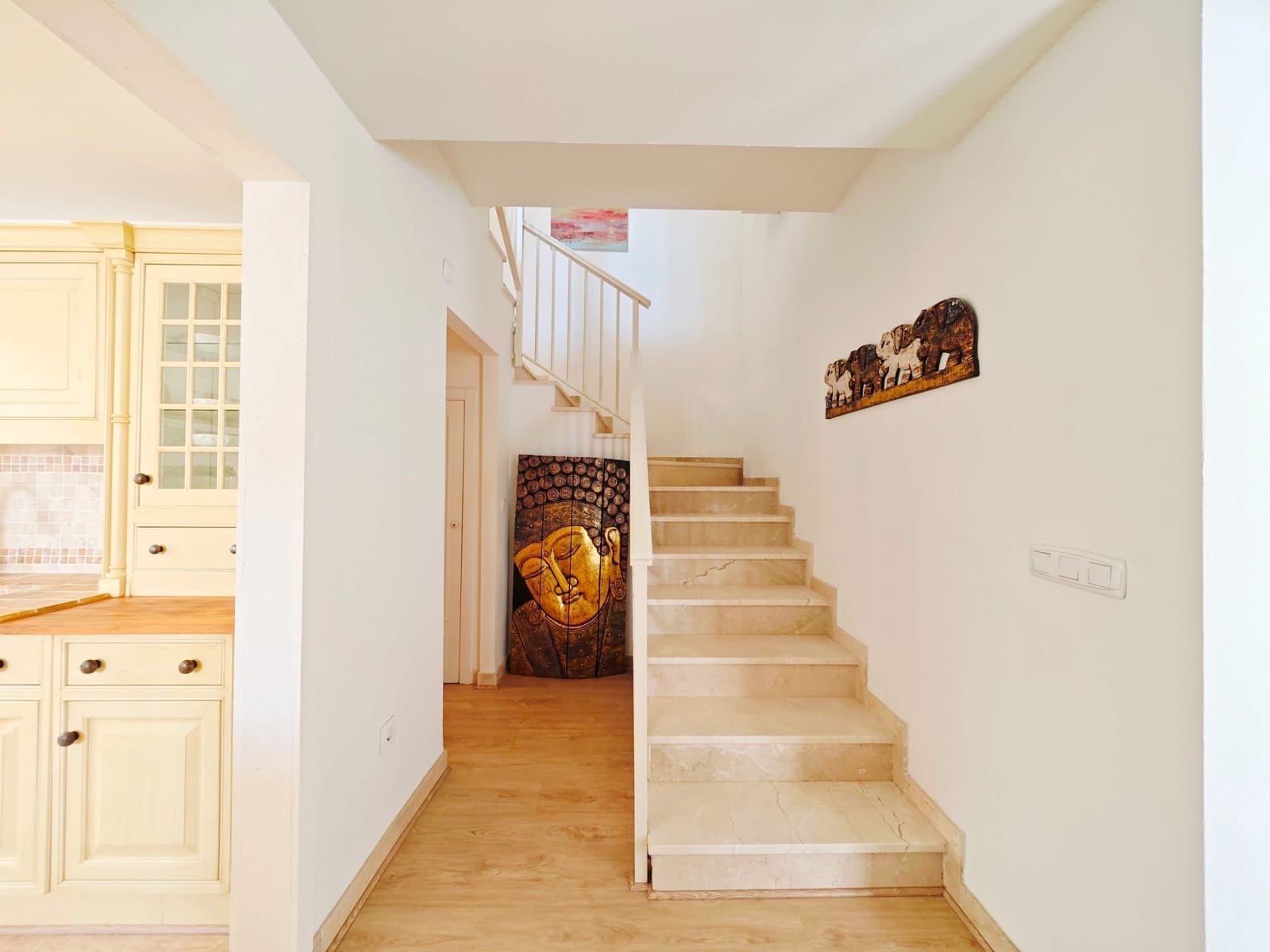 3 sovrum Semi-fristående Villa till salu i La Linea de la Concepcion med pool - 620 000 € (Ref: 9744004)