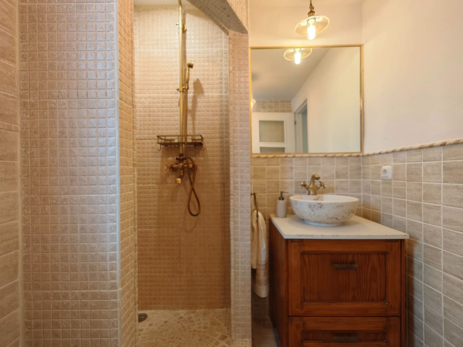 3 sovrum Semi-fristående Villa till salu i La Linea de la Concepcion med pool - 620 000 € (Ref: 9744004)