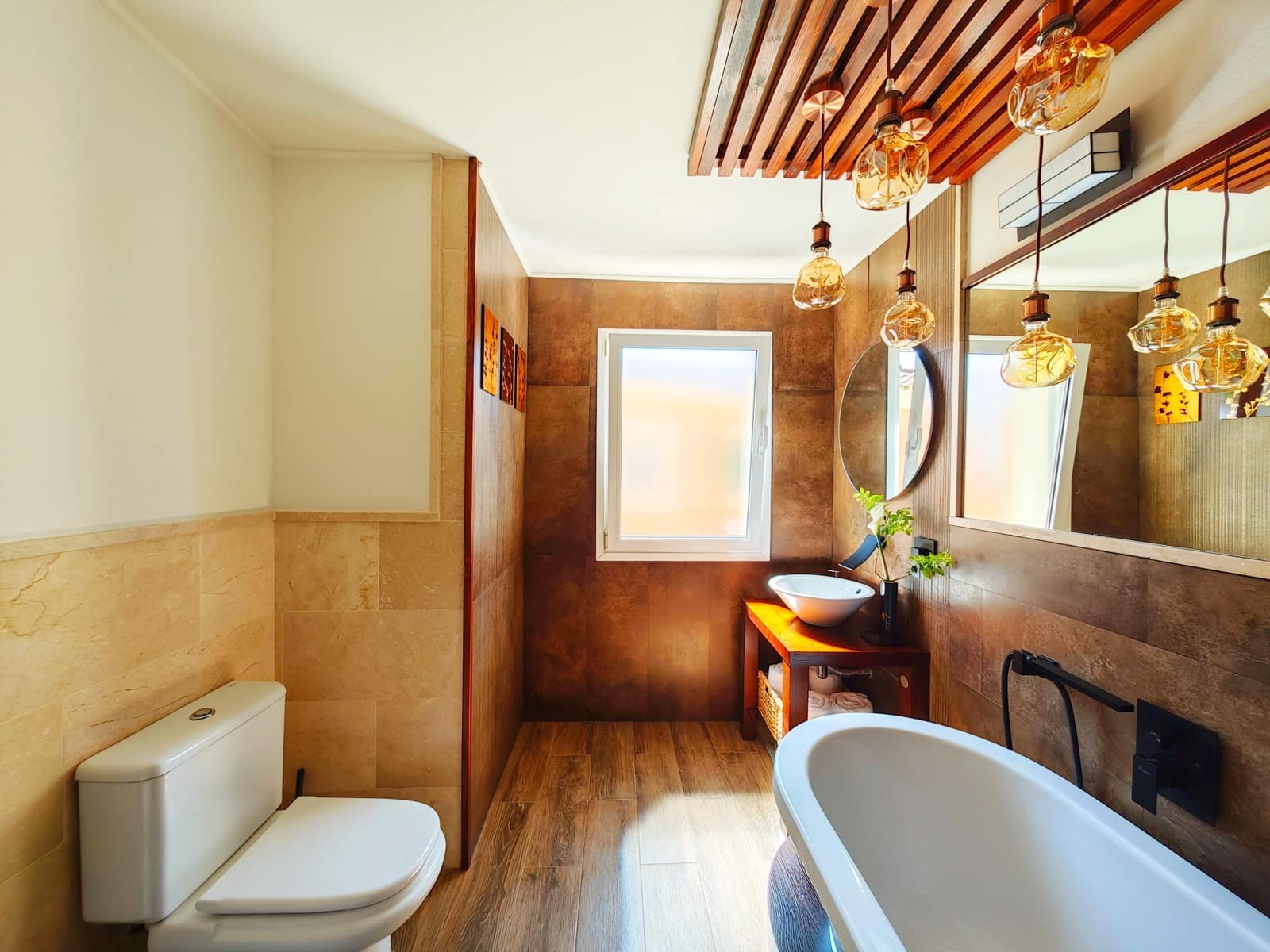 3 sovrum Semi-fristående Villa till salu i La Linea de la Concepcion med pool - 620 000 € (Ref: 9744004)