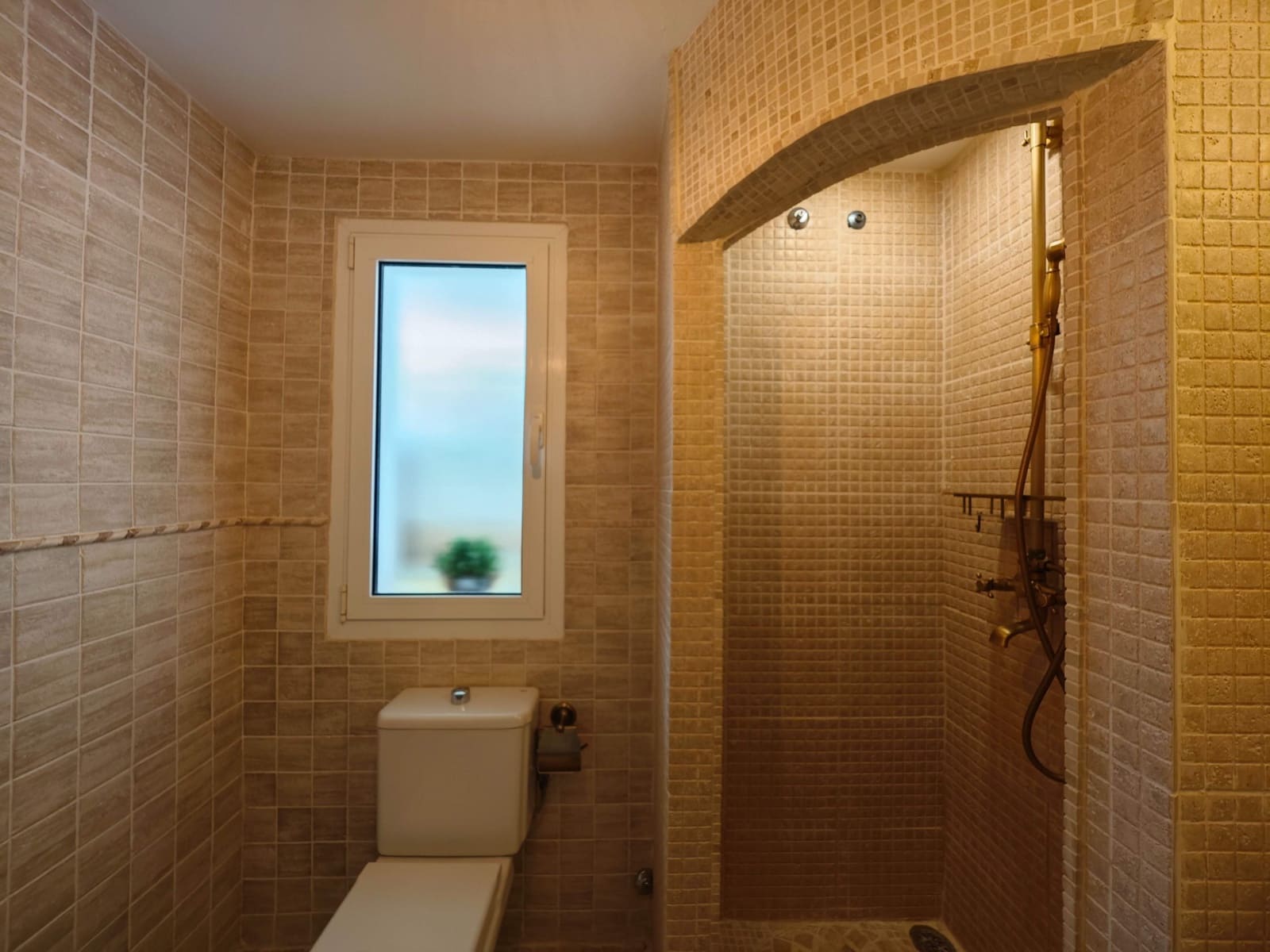 3 sovrum Semi-fristående Villa till salu i La Linea de la Concepcion med pool - 620 000 € (Ref: 9744004)