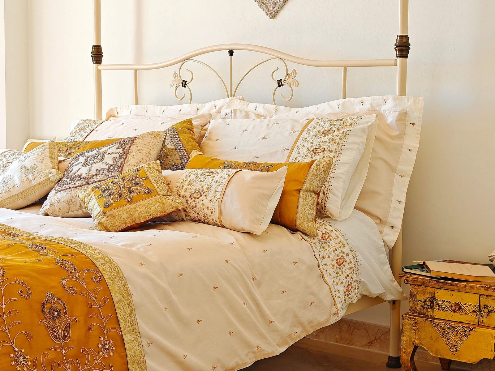 3 sovrum Semi-fristående Villa till salu i La Linea de la Concepcion med pool - 620 000 € (Ref: 9744004)