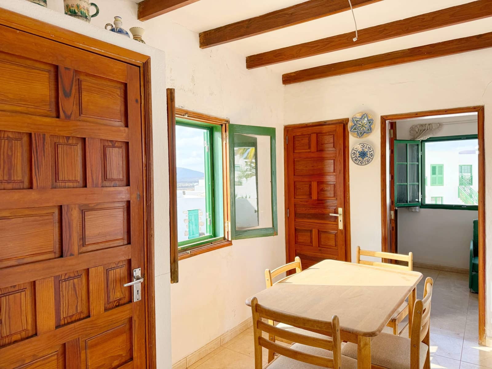 4 soveværelse Villa til salg i Yaiza med garage - € 495.000 (Ref: 9755706)