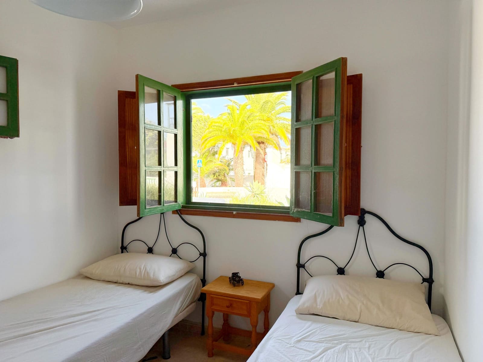 4 soveværelse Villa til salg i Yaiza med garage - € 495.000 (Ref: 9755706)