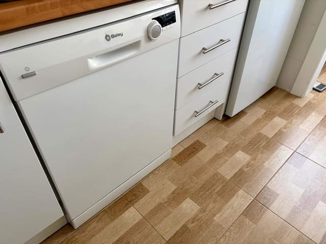 3 makuuhuone Asunto myytävänä paikassa La Línea de la Concepción - 150 000 € (Ref: 9770692)