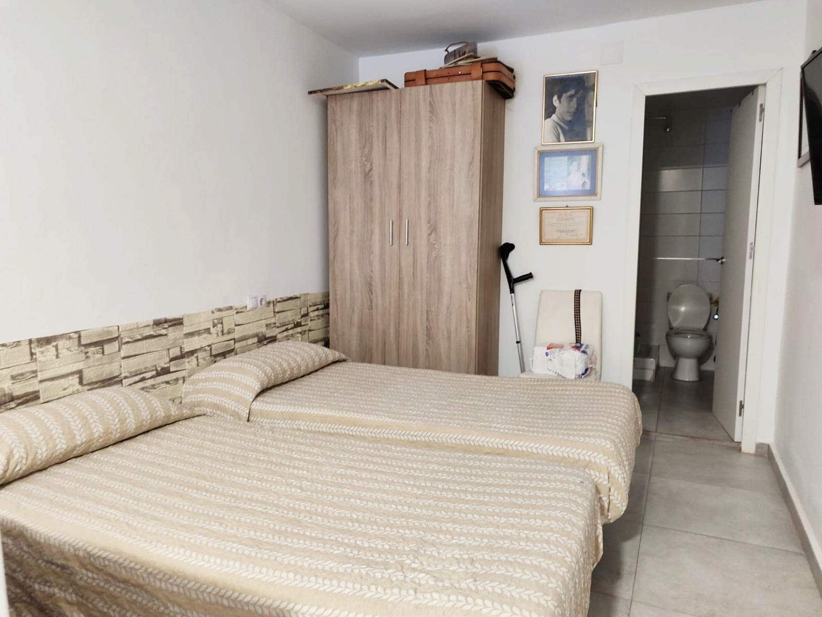 2 makuuhuone Huoneisto myytävänä paikassa La Linea de la Concepcion - 160 000 € (Ref: 9770693)