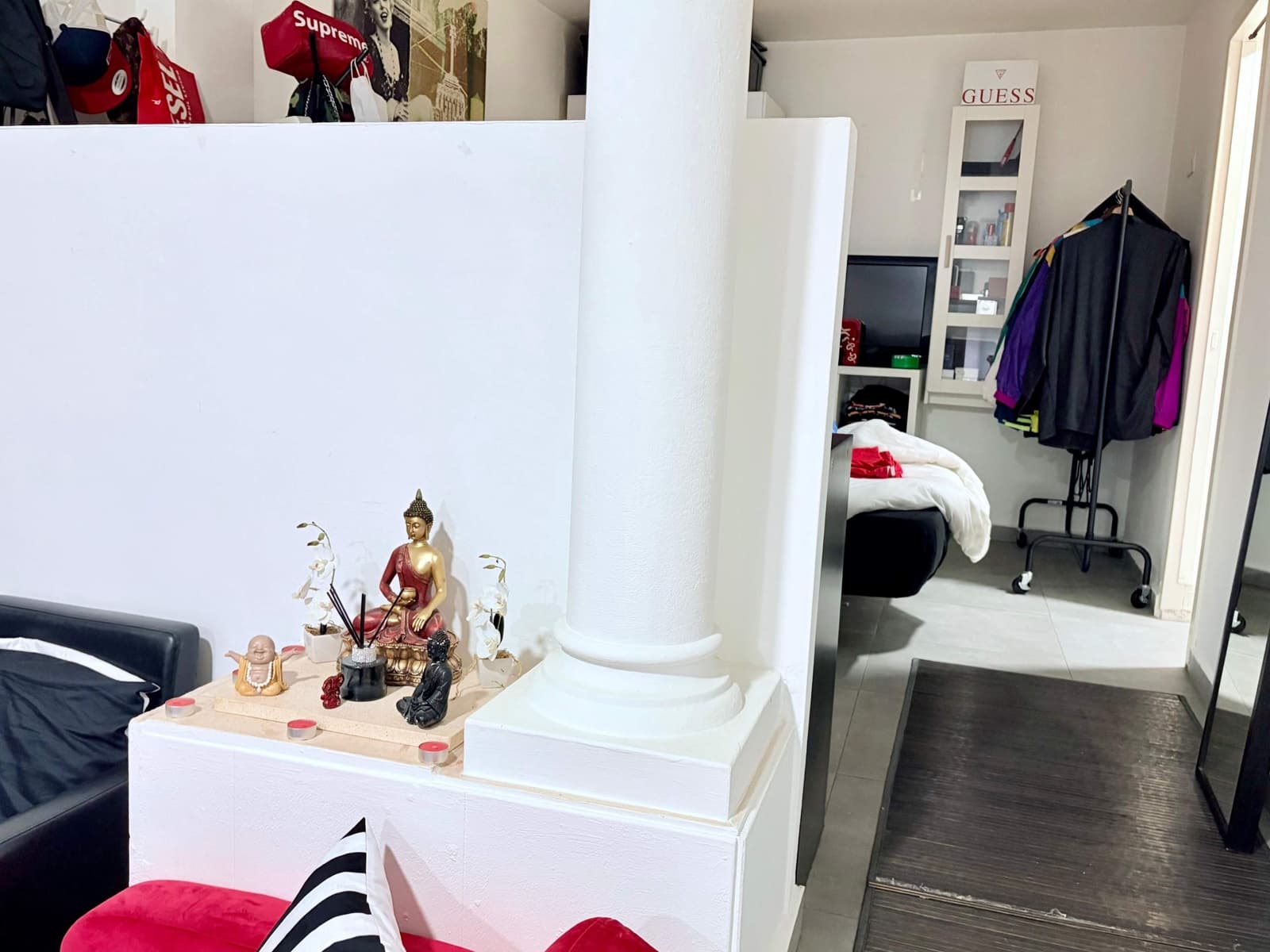 2 makuuhuone Huoneisto myytävänä paikassa La Linea de la Concepcion - 160 000 € (Ref: 9770693)