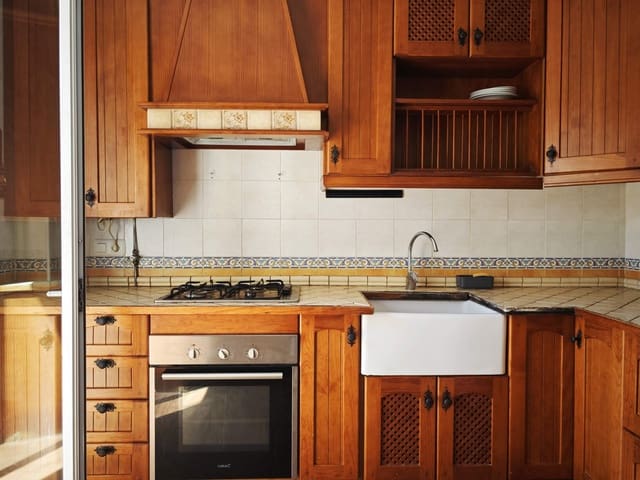 3 sovrum Radhus till salu i La Línea de la Concepción med pool garage - 315 000 € (Ref: 9783159)