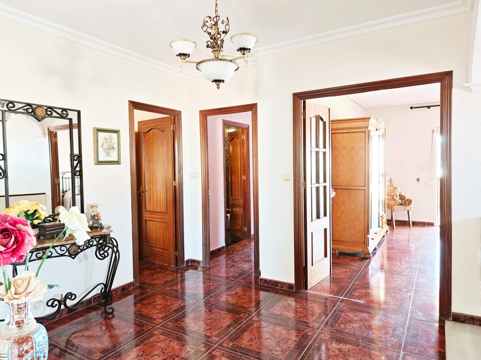 5 soveværelse Villa til salg i Algeciras - € 450.000 (Ref: 9784069)