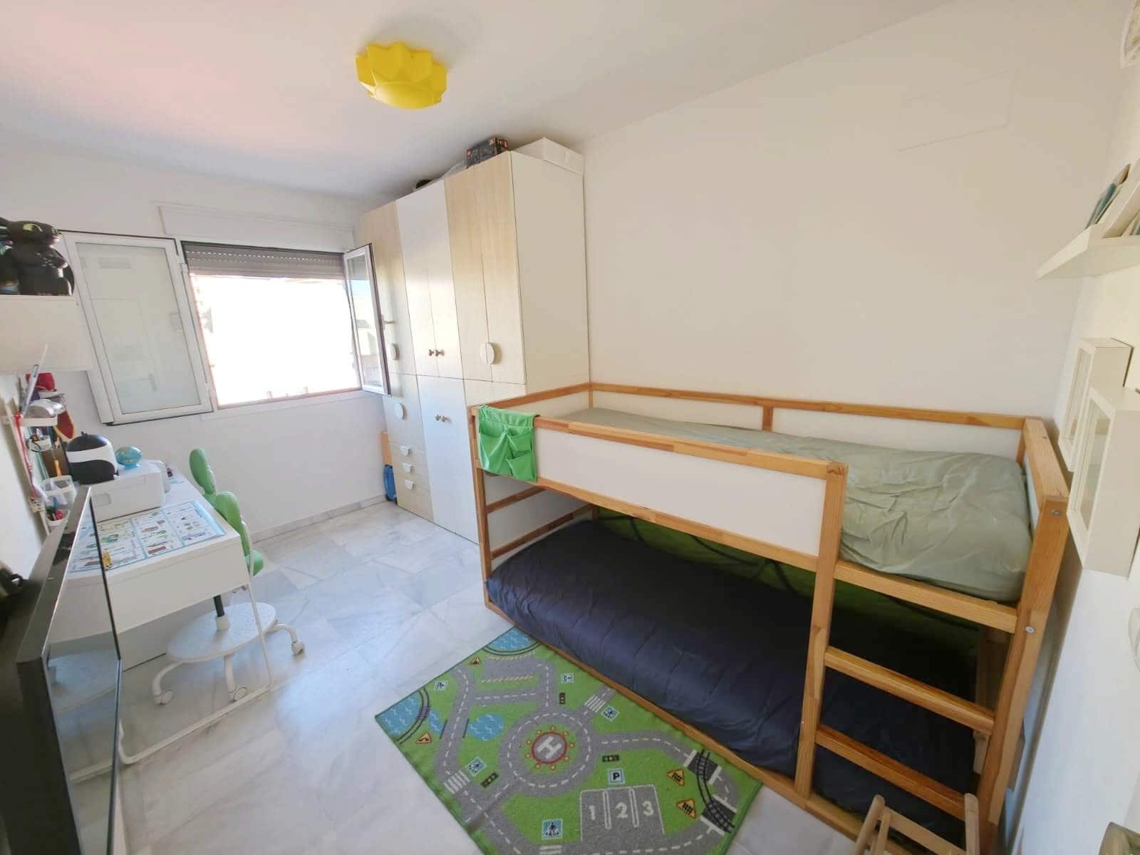 2 slaapkamer Flat te koop in Algeciras - € 220.000 (Ref: 9784070)