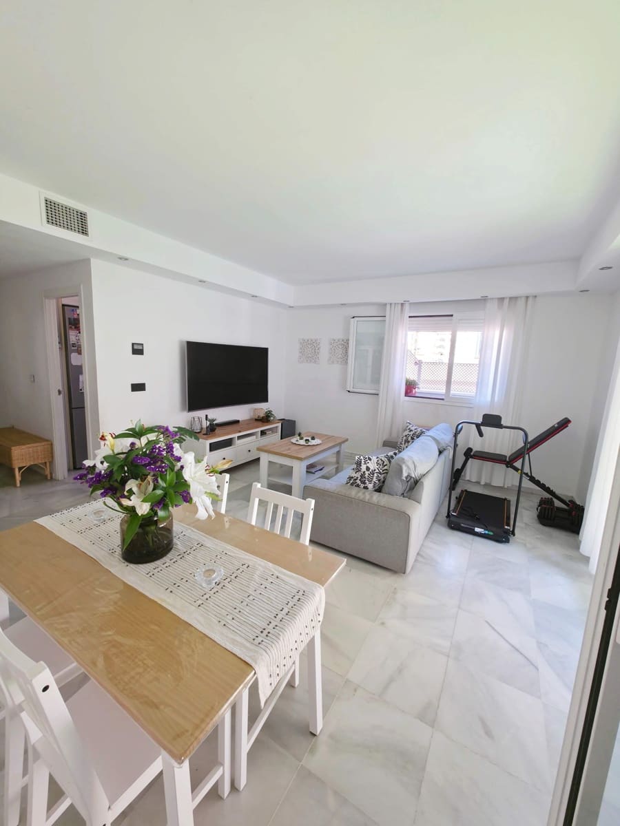 2 slaapkamer Flat te koop in Algeciras - € 220.000 (Ref: 9784070)