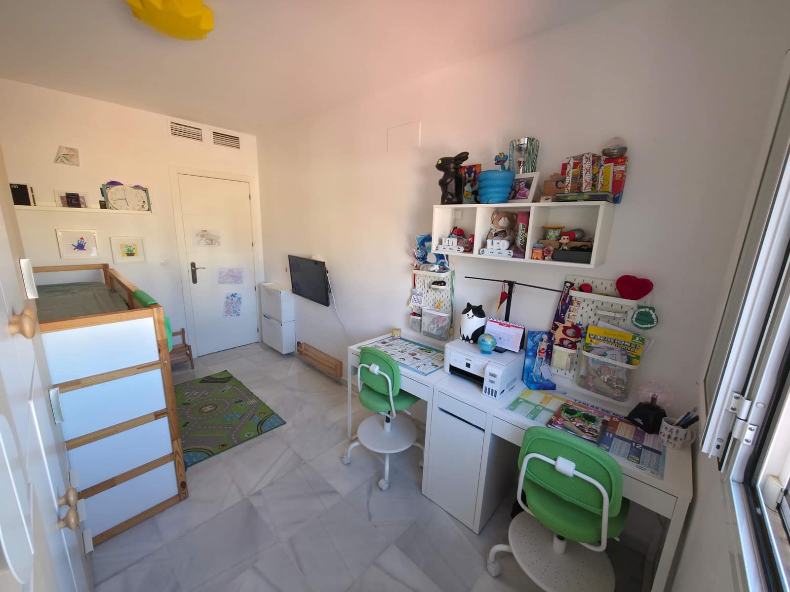 2 slaapkamer Flat te koop in Algeciras - € 220.000 (Ref: 9784070)