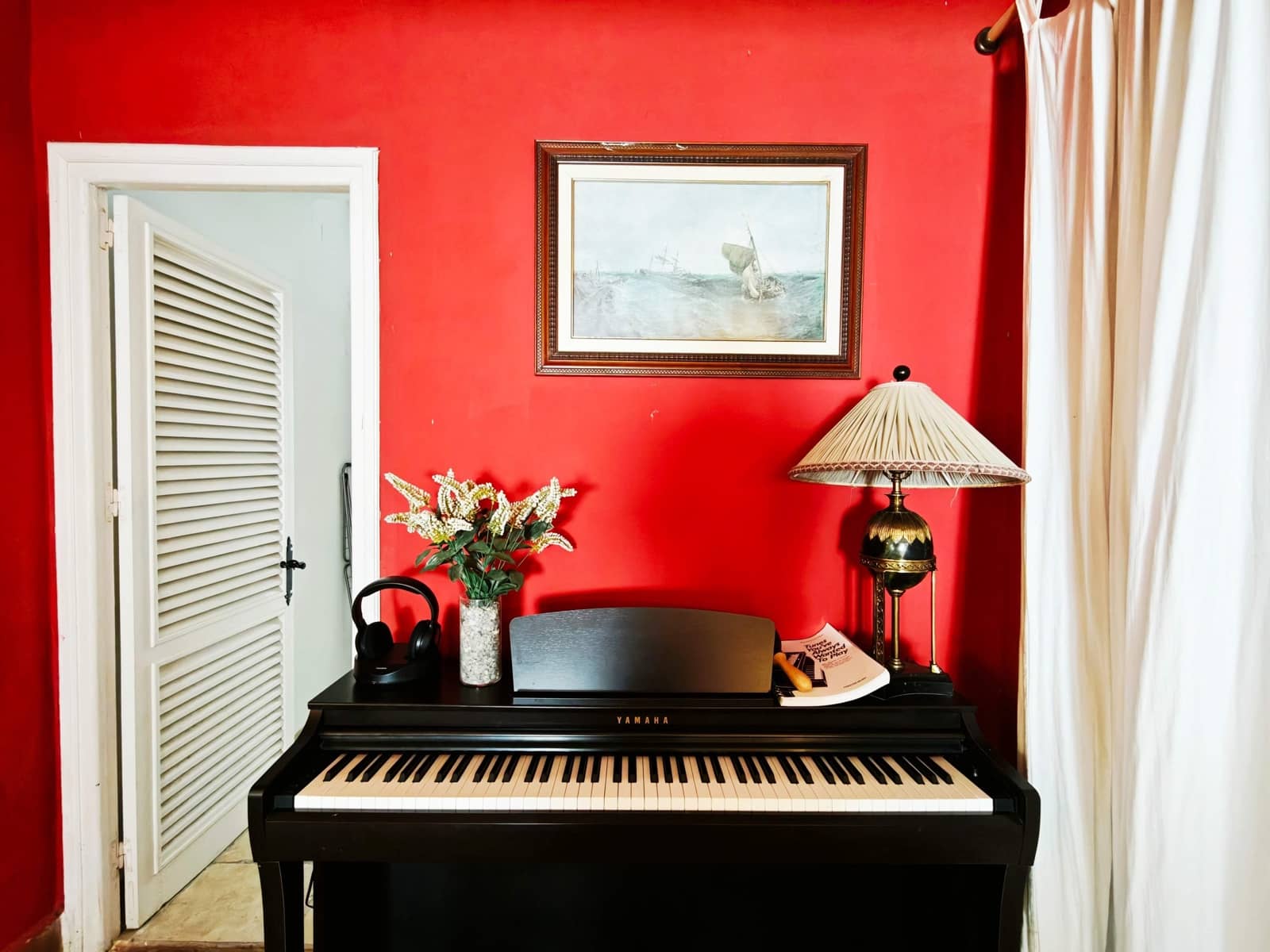 5 bedroom Villa for sale in Algeciras with pool garage - € 650,000 (Ref: 9784072)