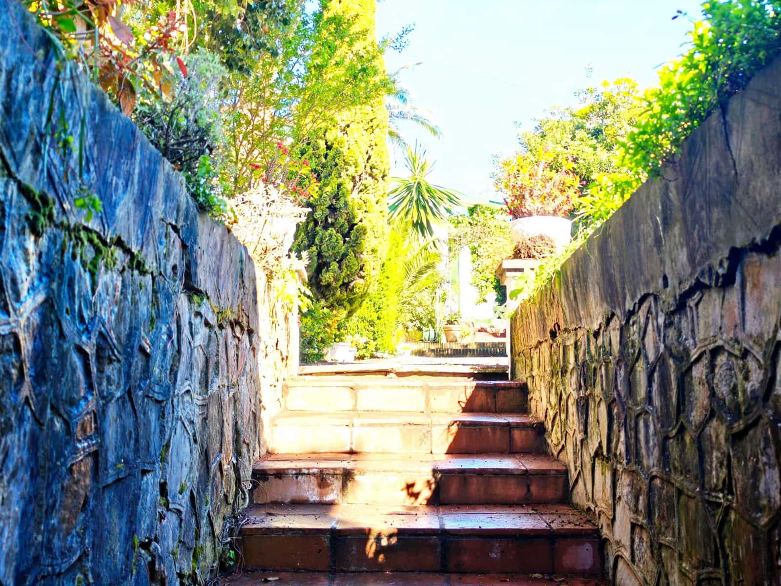 5 bedroom Villa for sale in Algeciras with pool garage - € 650,000 (Ref: 9784072)