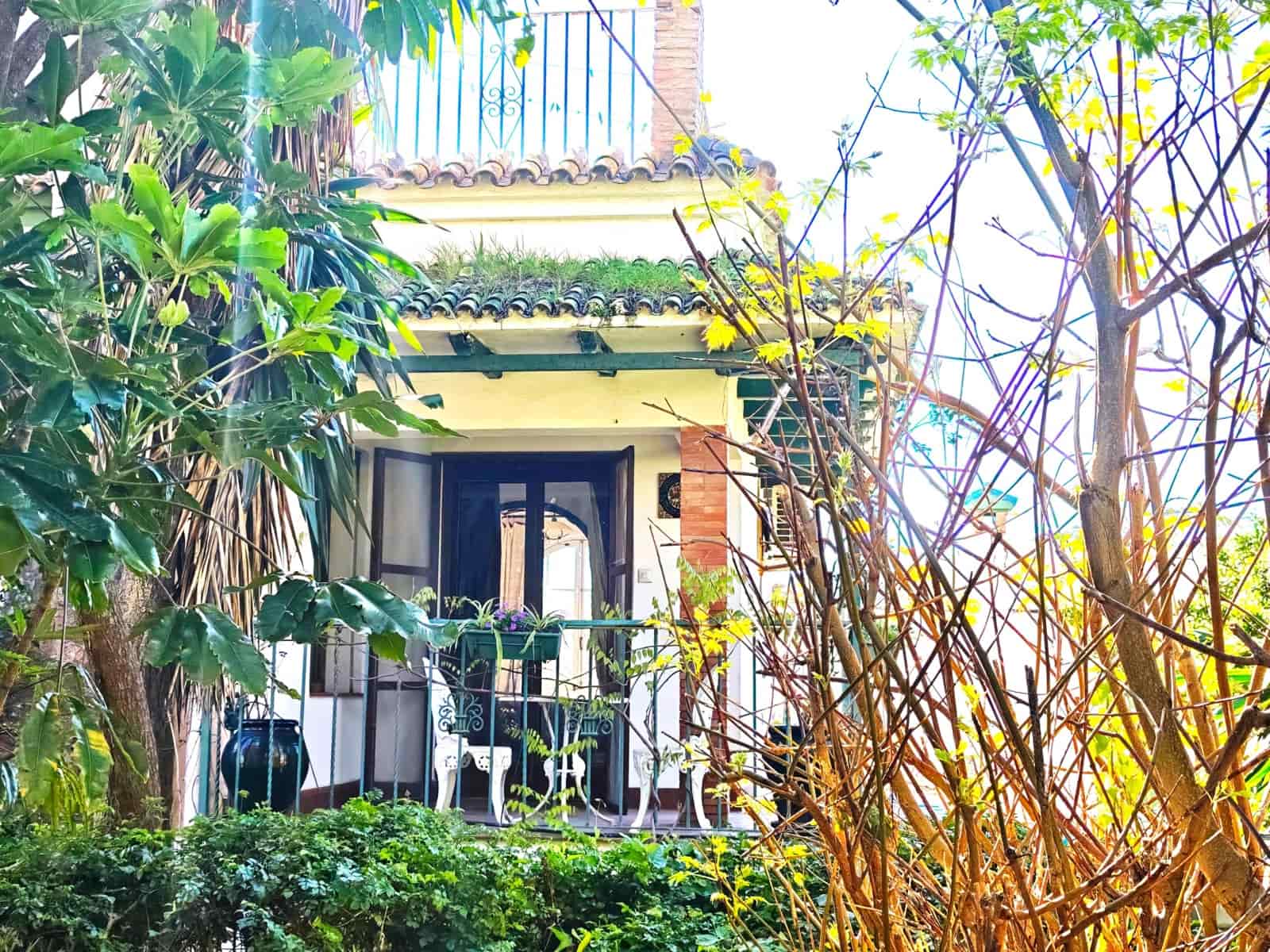 5 bedroom Villa for sale in Algeciras with pool garage - € 650,000 (Ref: 9784072)