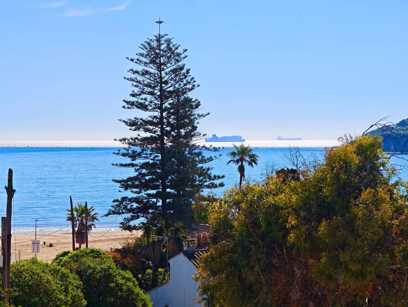 5 bedroom Villa for sale in Algeciras with pool garage - € 650,000 (Ref: 9784072)