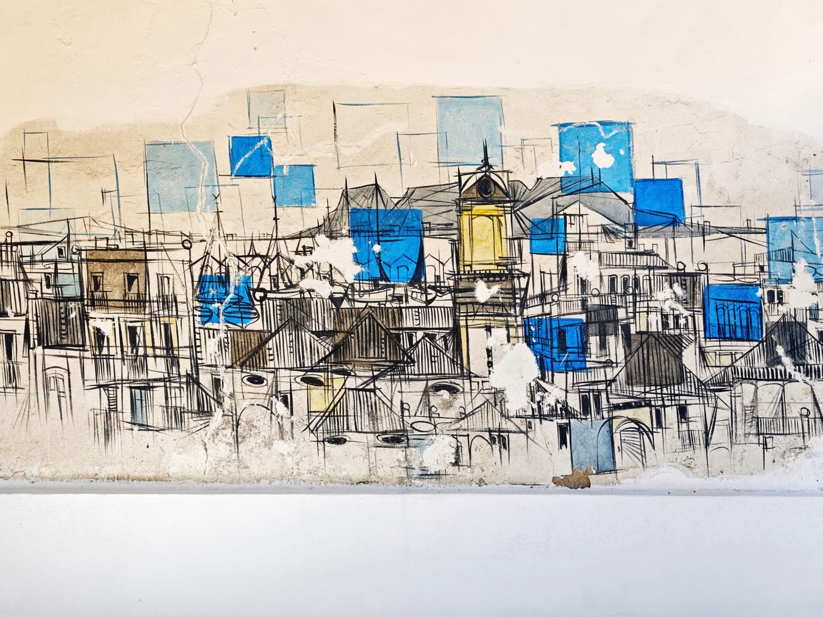 5 bedroom Villa for sale in Algeciras with pool garage - € 650,000 (Ref: 9784072)