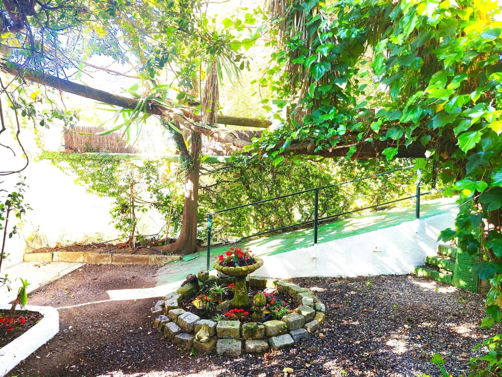 5 bedroom Villa for sale in Algeciras with pool garage - € 650,000 (Ref: 9784072)