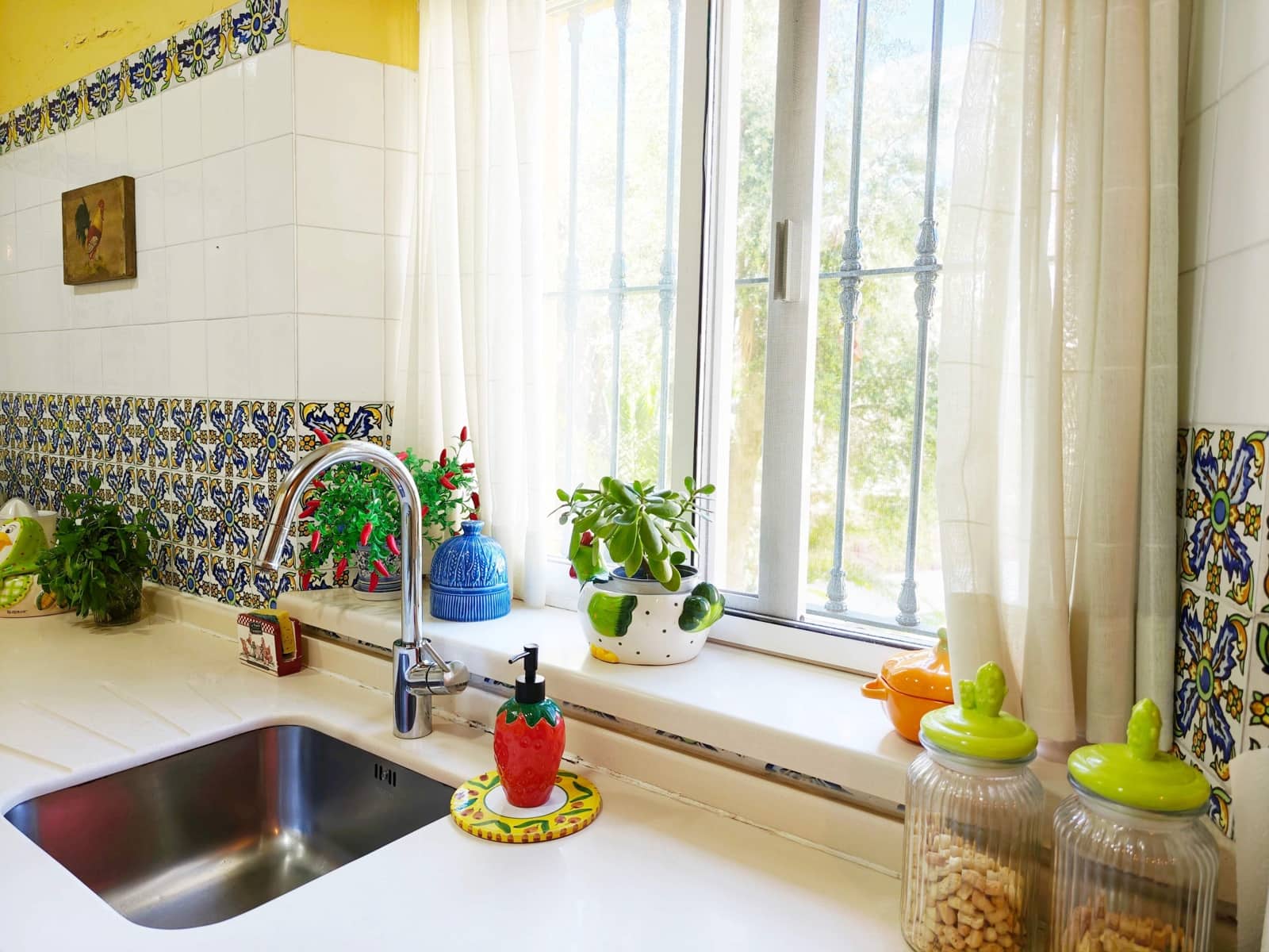 15 bedroom Villa for sale in Algeciras - € 730,000 (Ref: 9784073)