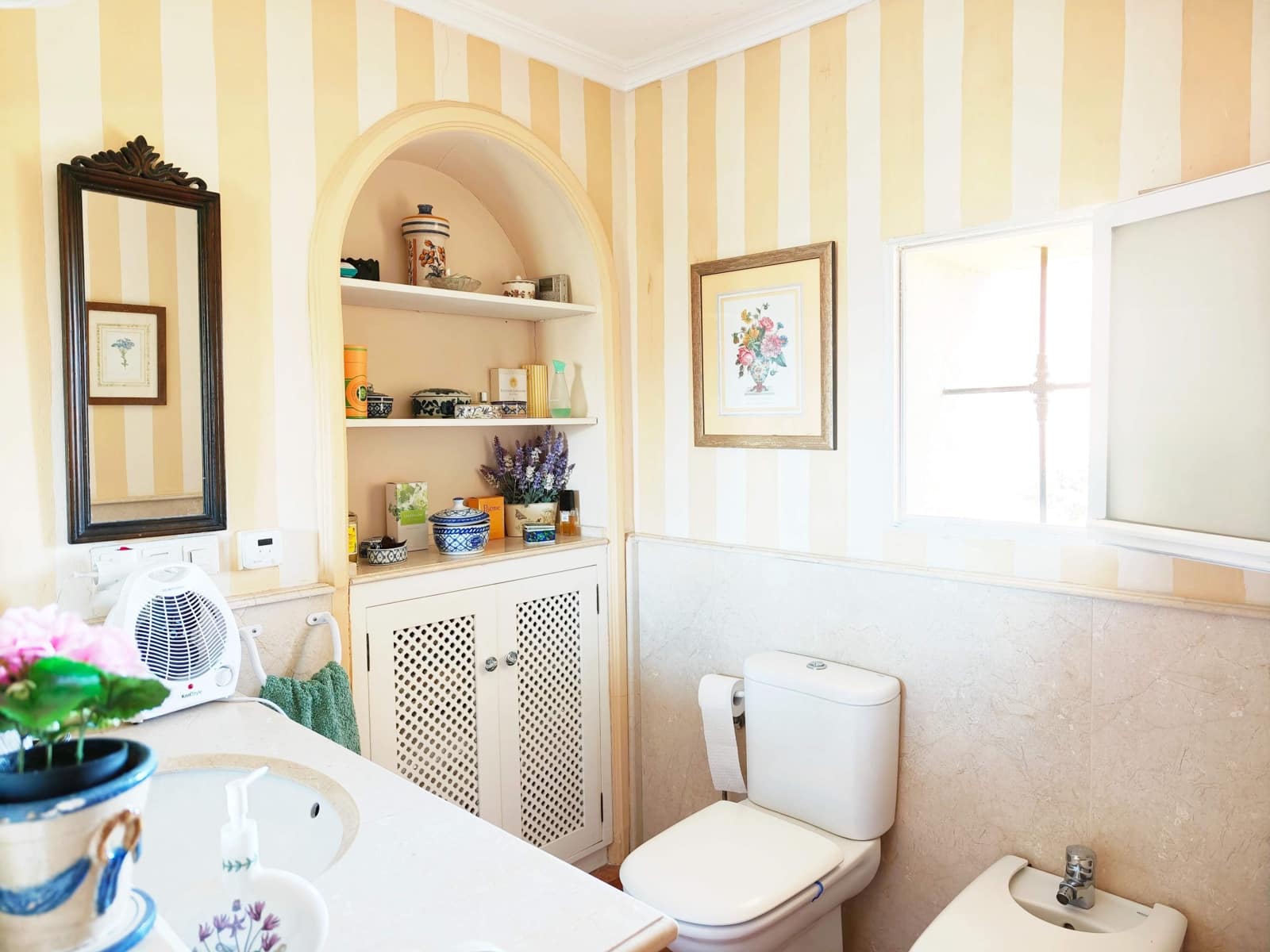 15 bedroom Villa for sale in Algeciras - € 730,000 (Ref: 9784073)