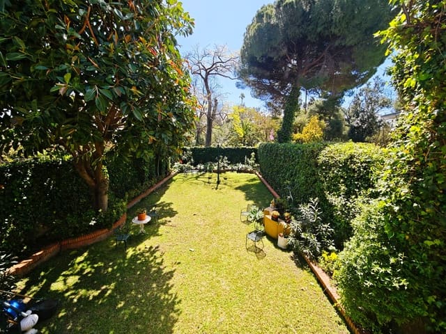 15 bedroom Villa for sale in Algeciras - € 730,000 (Ref: 9784073)