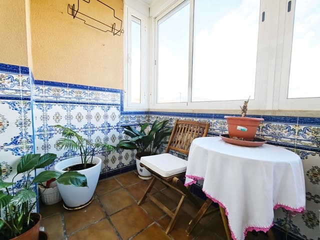 3 slaapkamer Flat te koop in Algeciras met garage - € 155.000 (Ref: 9784074)