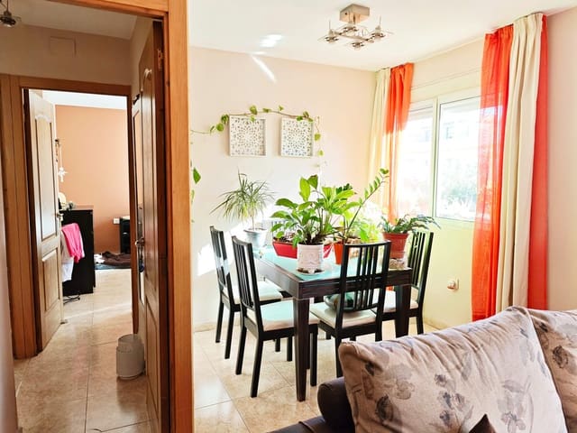 2 slaapkamer Flat te koop in Algeciras - € 130.000 (Ref: 9788422)