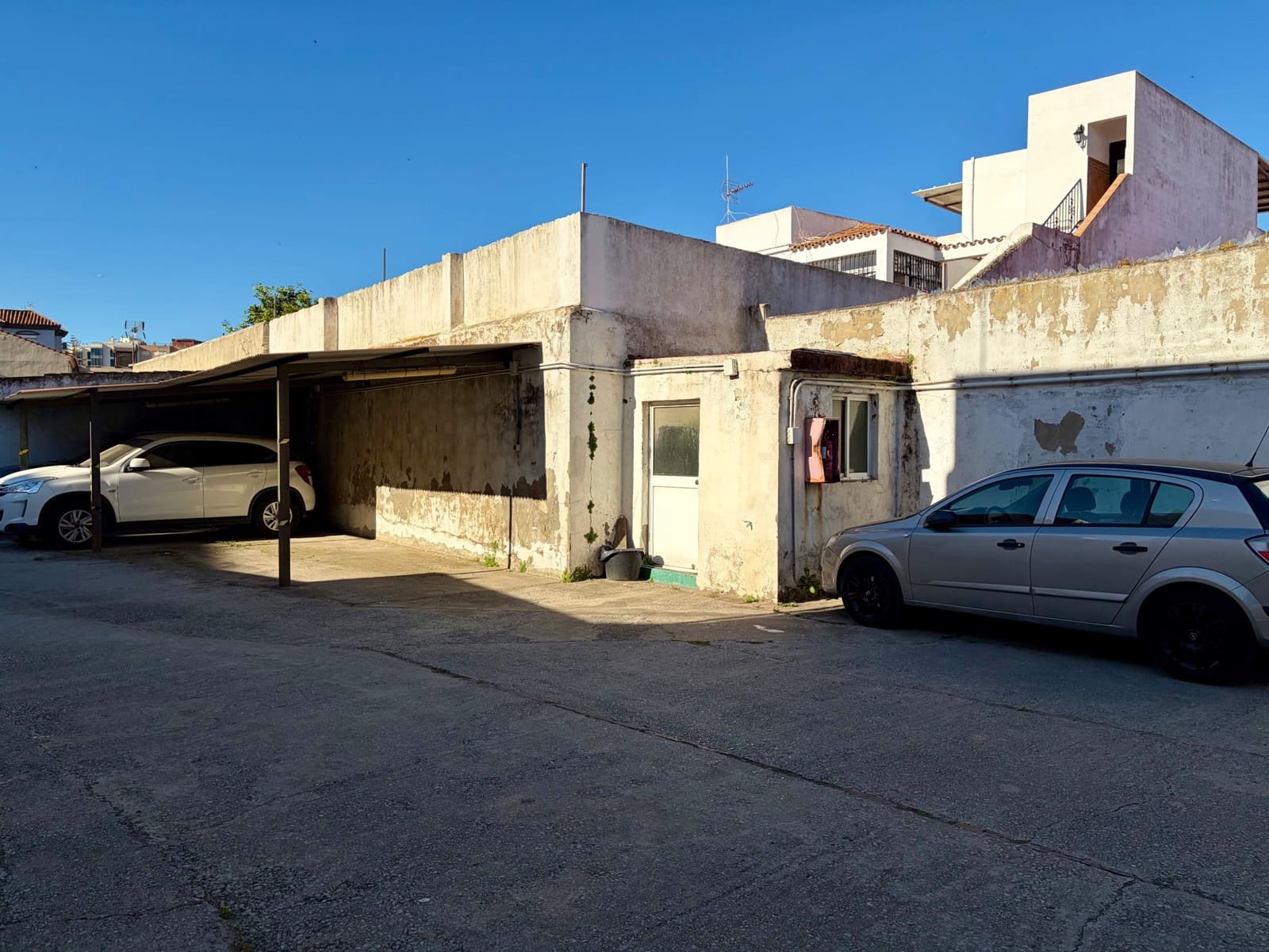 Byggegrund til salg i La Linea de la Concepcion - € 600.000 (Ref: 9788423)