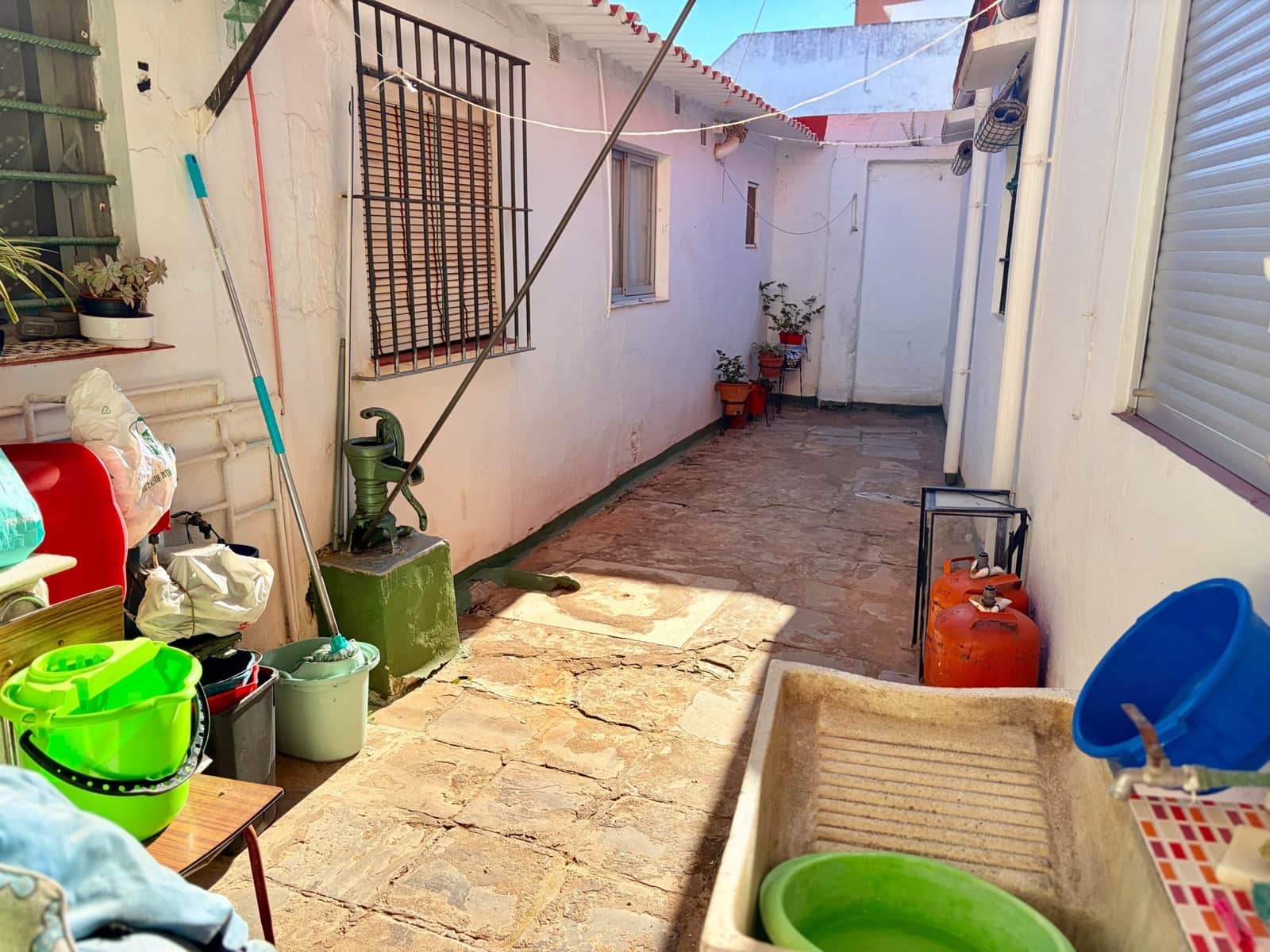 Byggegrund til salg i La Linea de la Concepcion - € 600.000 (Ref: 9788423)
