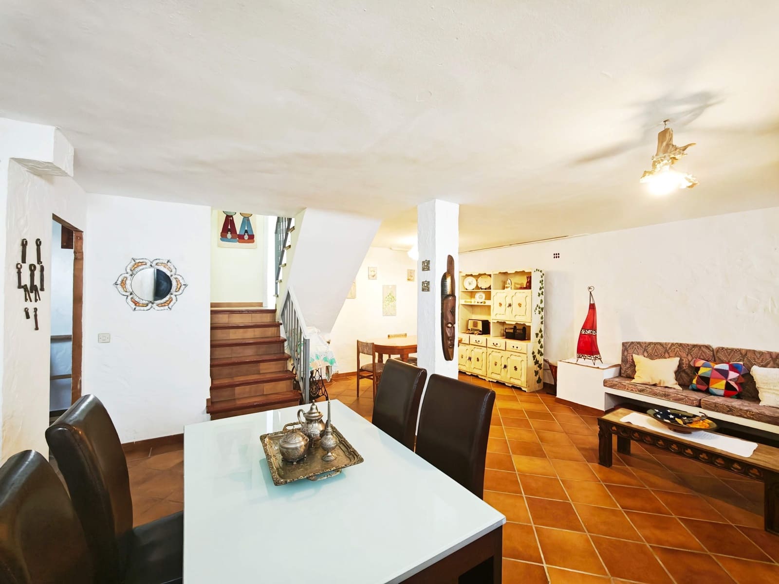 4 soveværelse Villa til salg i Algeciras med swimmingpool - € 650.000 (Ref: 9788425)