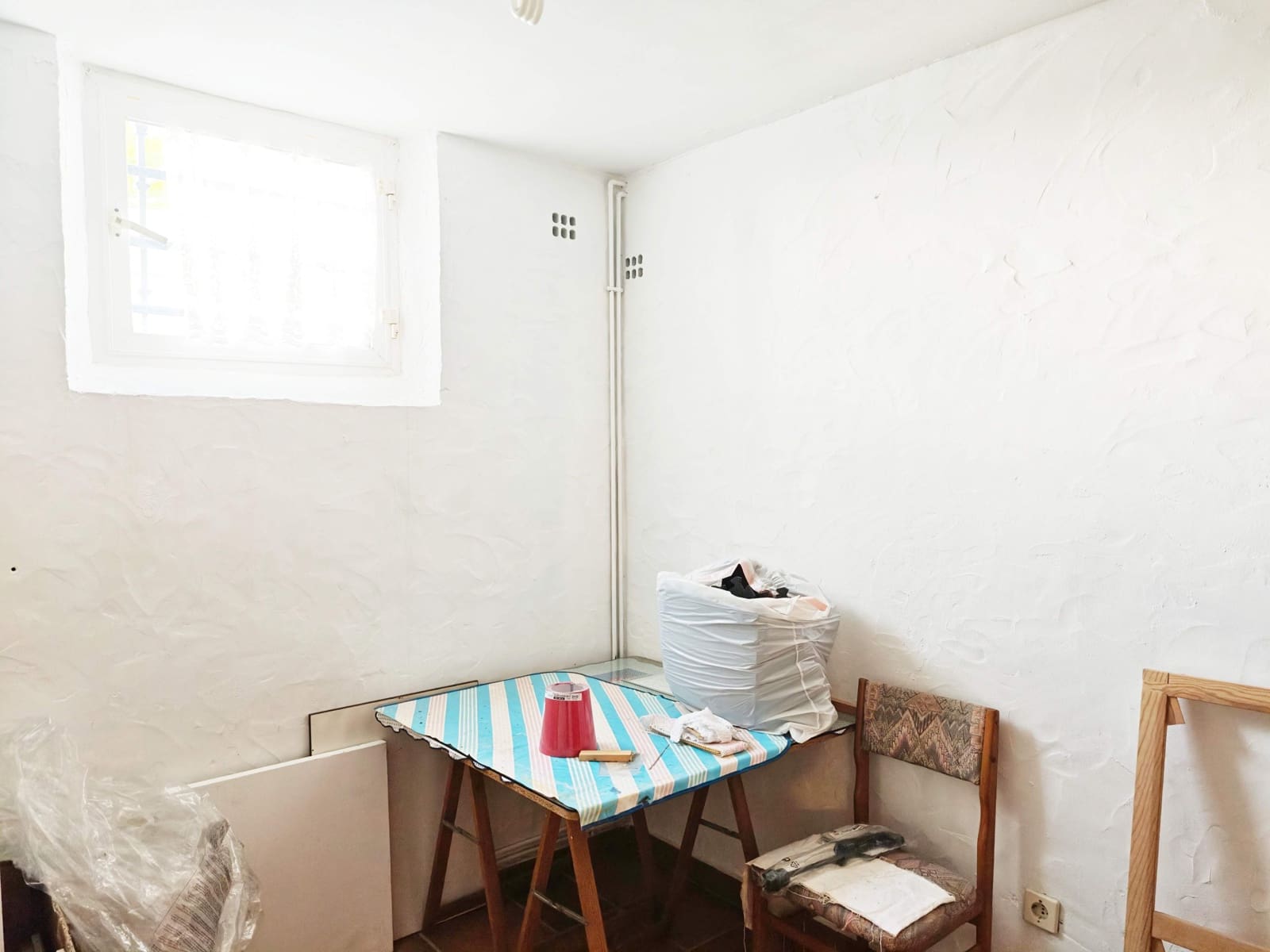 4 soveværelse Villa til salg i Algeciras med swimmingpool - € 650.000 (Ref: 9788425)