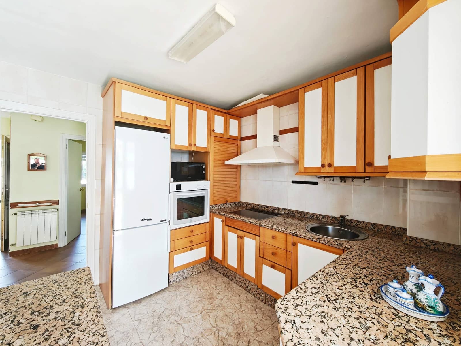 4 soveværelse Villa til salg i Algeciras med swimmingpool - € 650.000 (Ref: 9788425)