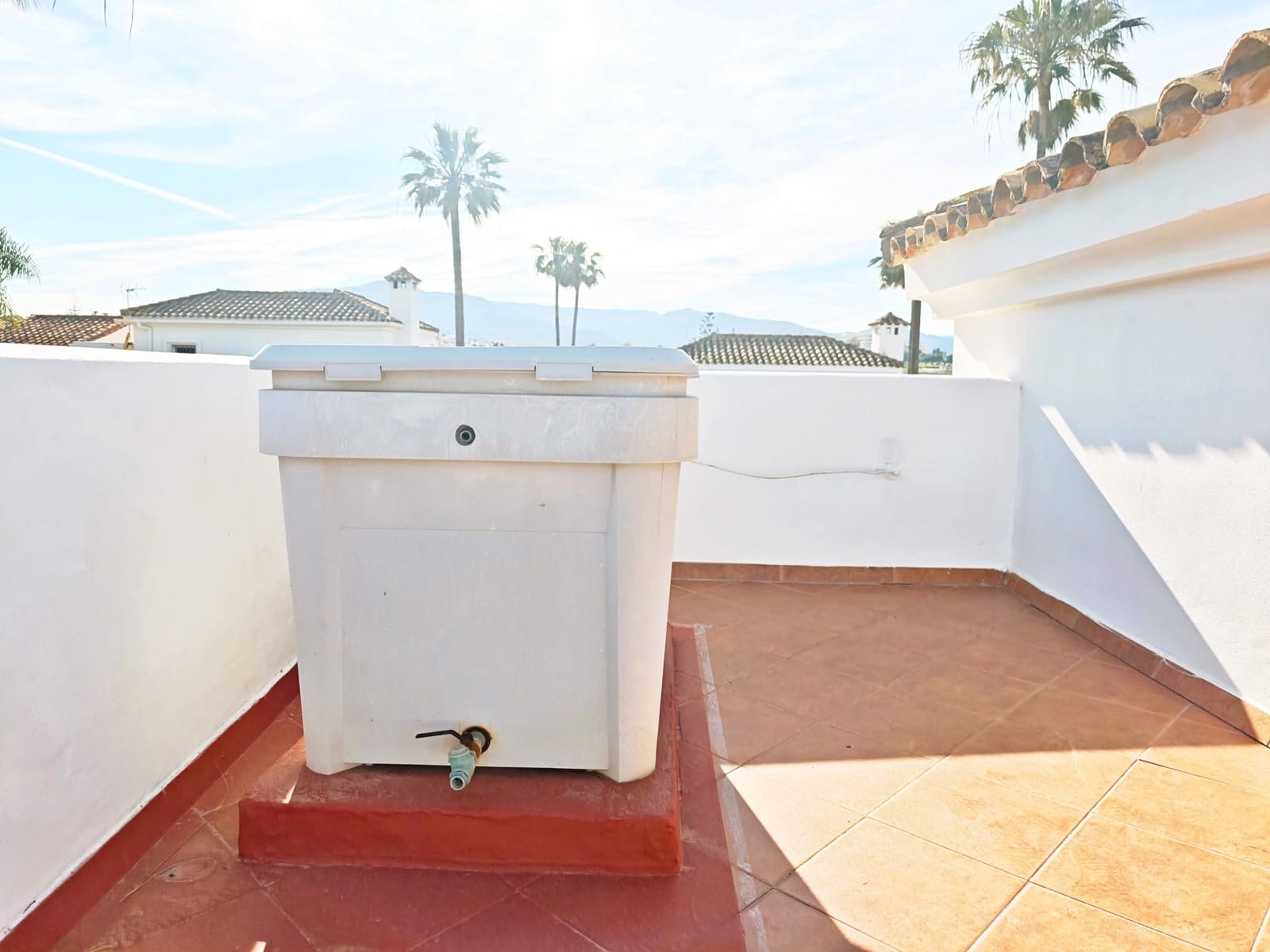 4 soveværelse Villa til salg i Algeciras med swimmingpool - € 650.000 (Ref: 9788425)