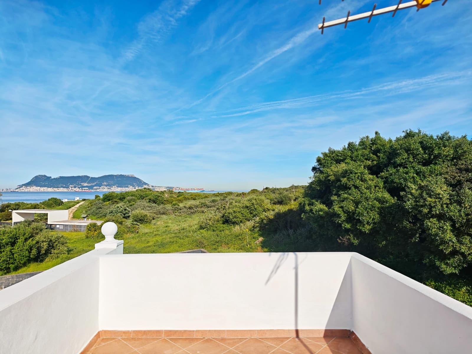 4 soveværelse Villa til salg i Algeciras med swimmingpool - € 650.000 (Ref: 9788425)