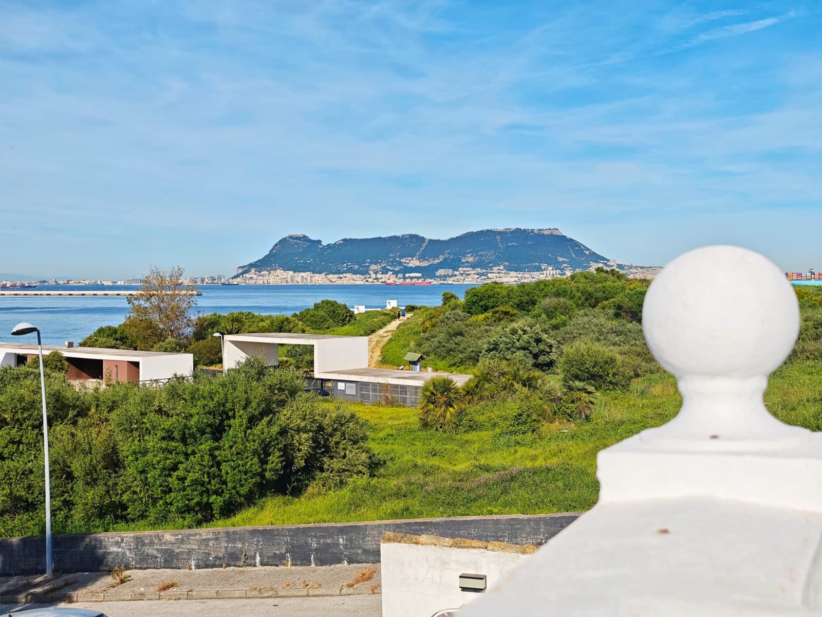 4 soveværelse Villa til salg i Algeciras med swimmingpool - € 650.000 (Ref: 9788425)