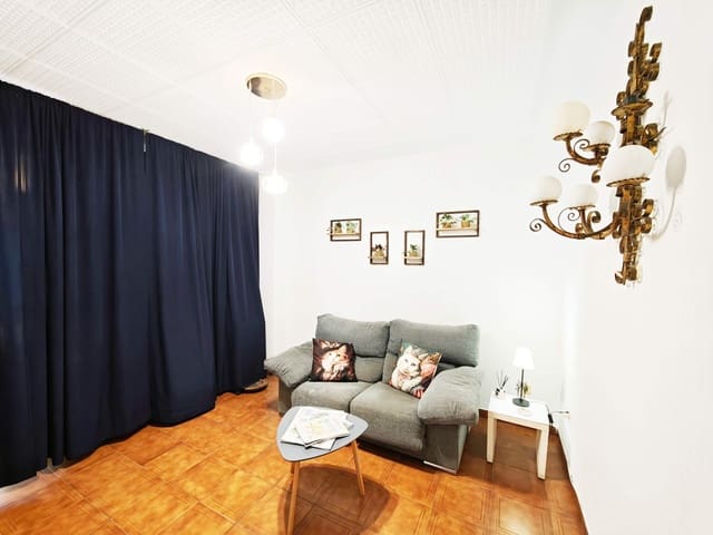 5 camera da letto Casa in vendita in Algeciras - 190.000 € (Rif: 9788426)