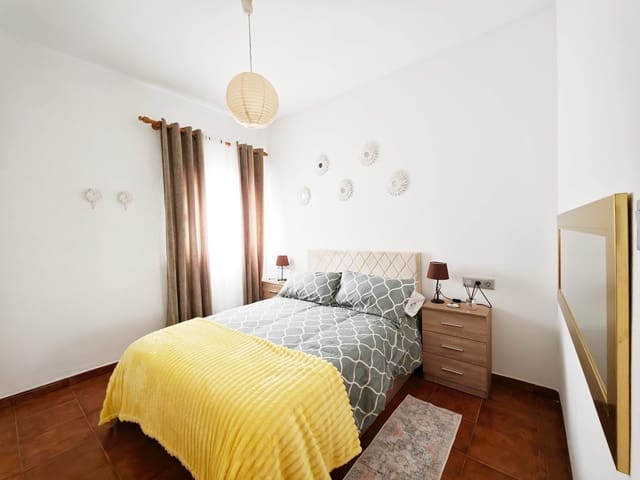 5 camera da letto Casa in vendita in Algeciras - 190.000 € (Rif: 9788426)