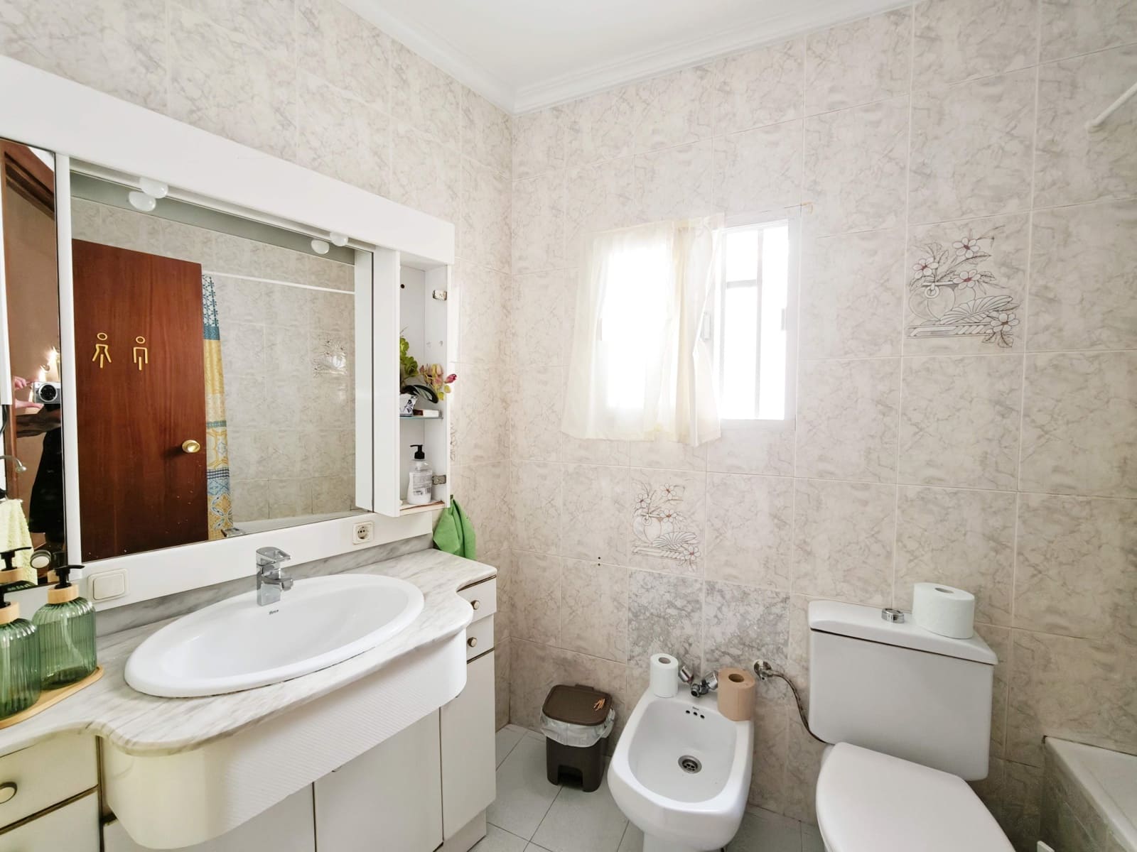 5 soverom Hus til salgs i Algeciras - € 190 000 (Ref: 9788426)